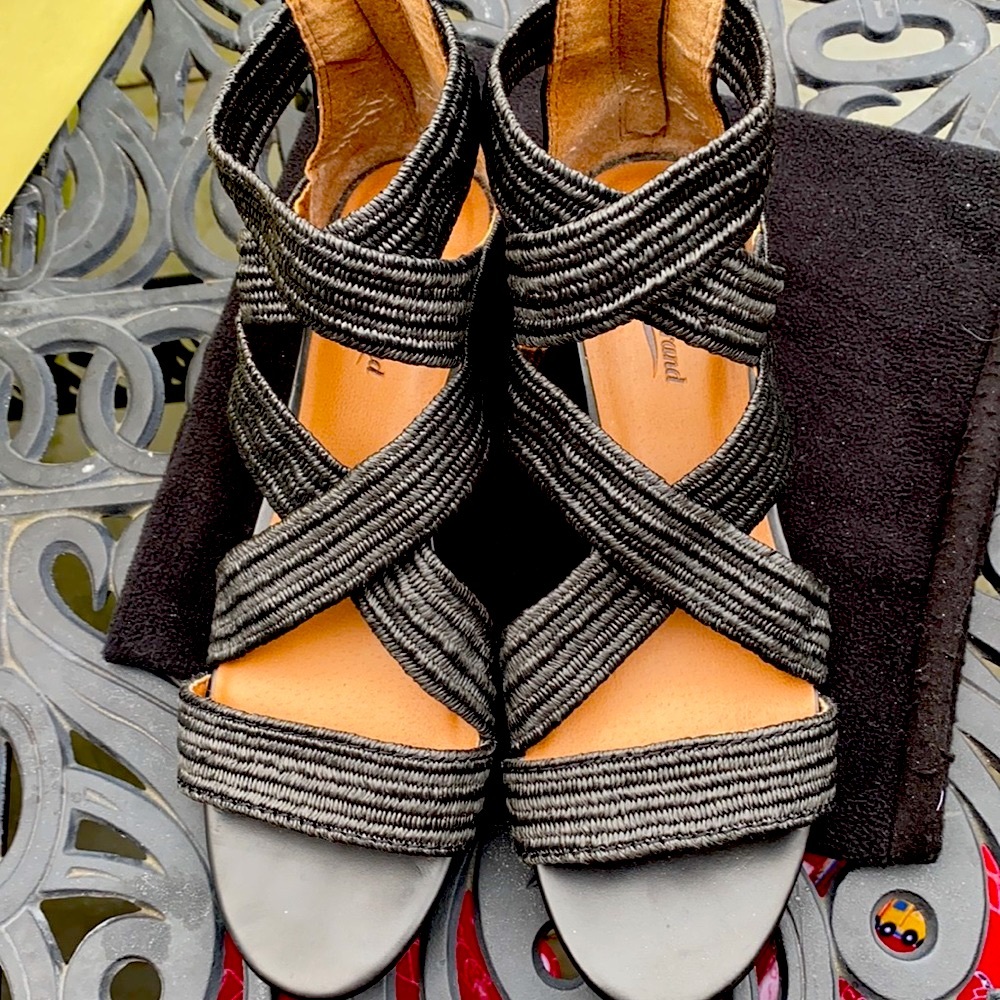NEW Lucky brand sandals